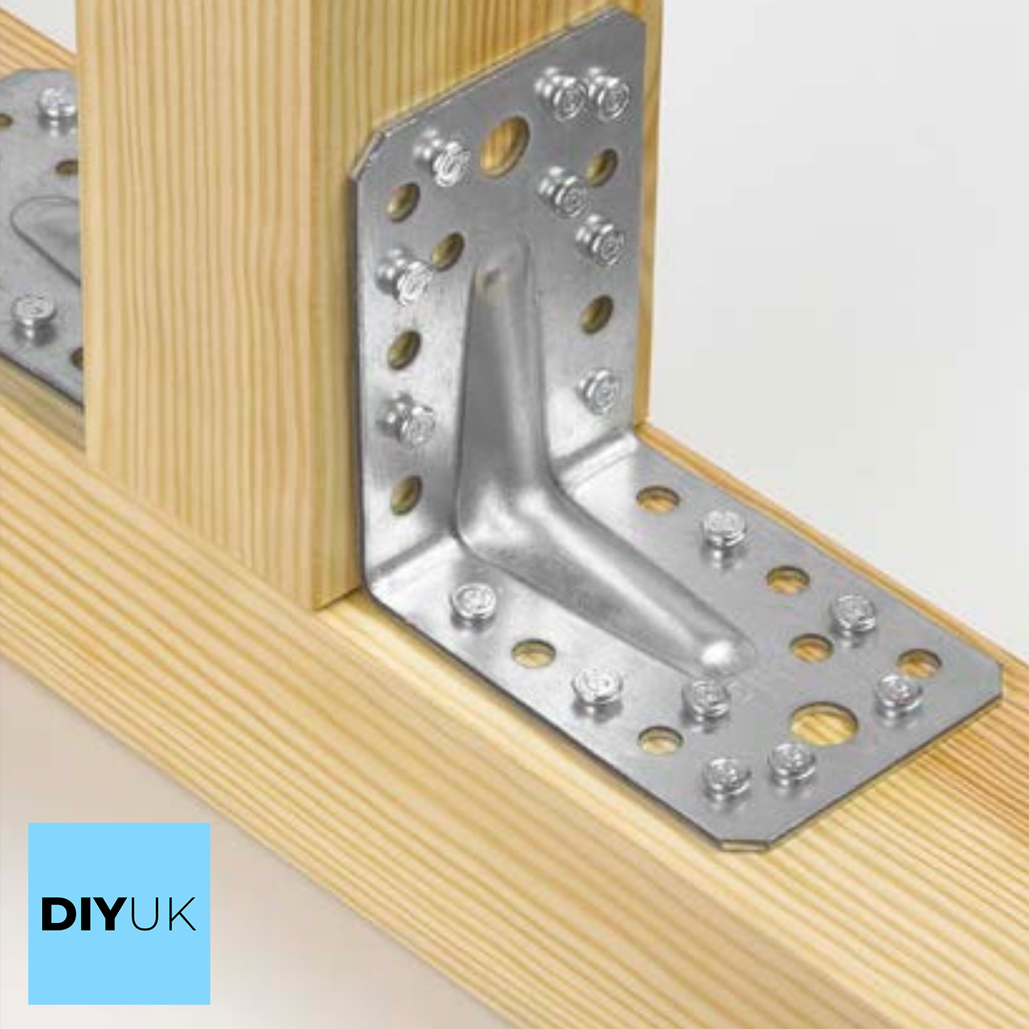 DIYUK Angle Bracket Heavy Duty 2.5mm Galvanised Steel Metal Corner Braces for Joining, Bracing, and Reinforcing