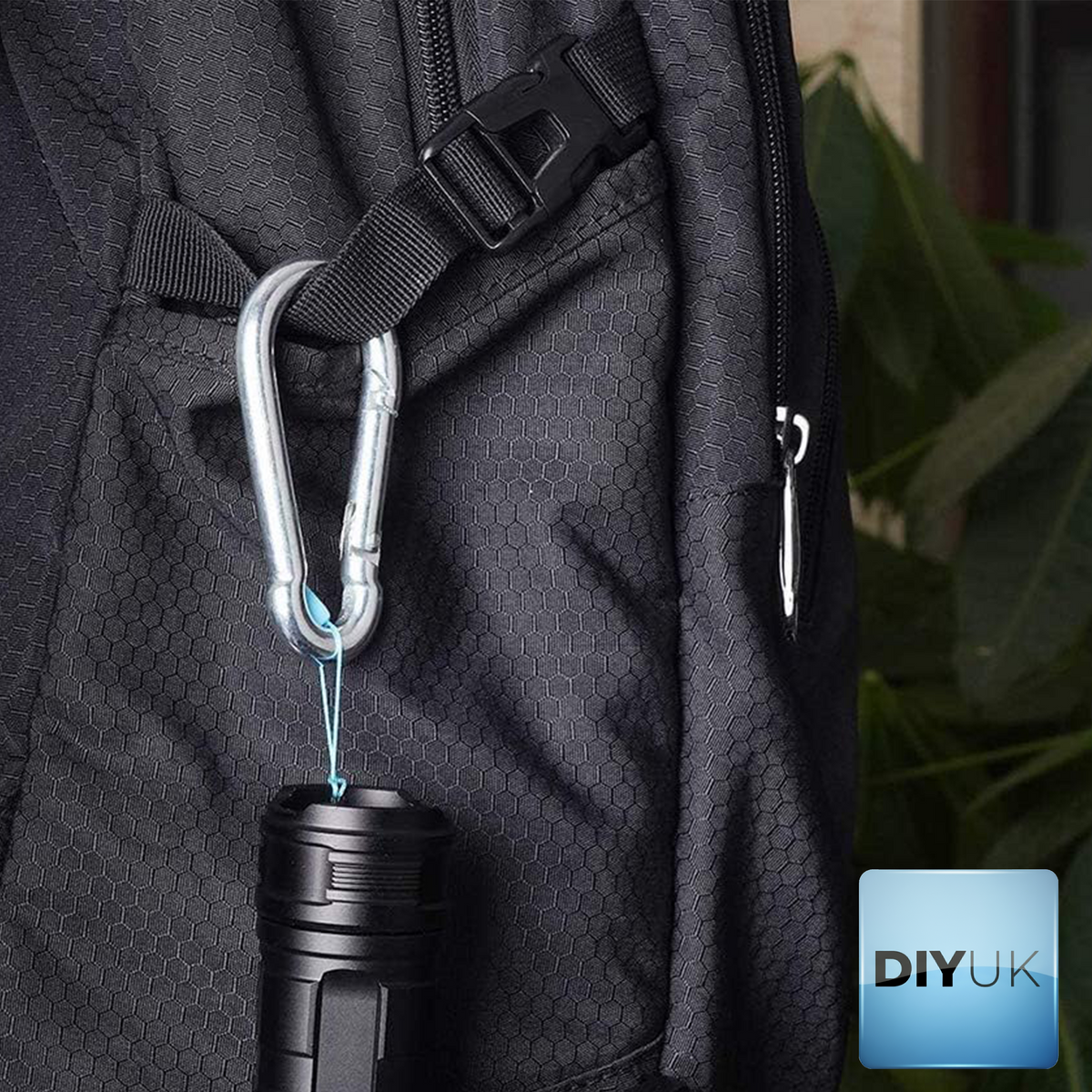 Heavy Duty Galvanised Zinc-Plated Steel Carabiner Snap Hook Clip (DIN 5299C)