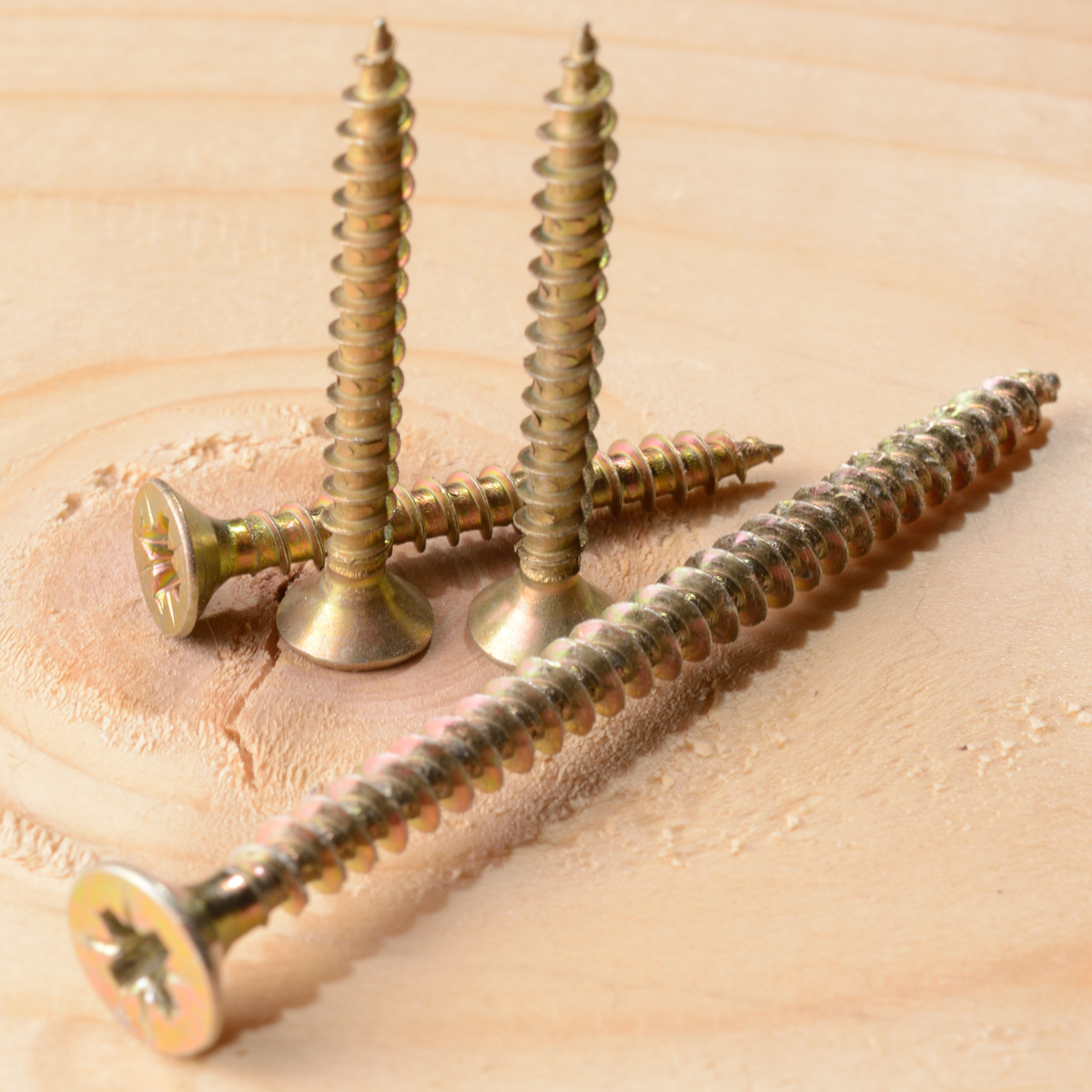 Multi-Purpose Wood Screws Yellow Zinc Passivated (YZP) - Pozi Head Countersunk - High Performance Outdoor Decking, Fencing & Timber Fixings - Rust Resistant - Assorted Sizes (Pack of 20, 100, 200, 500) - DIYUK