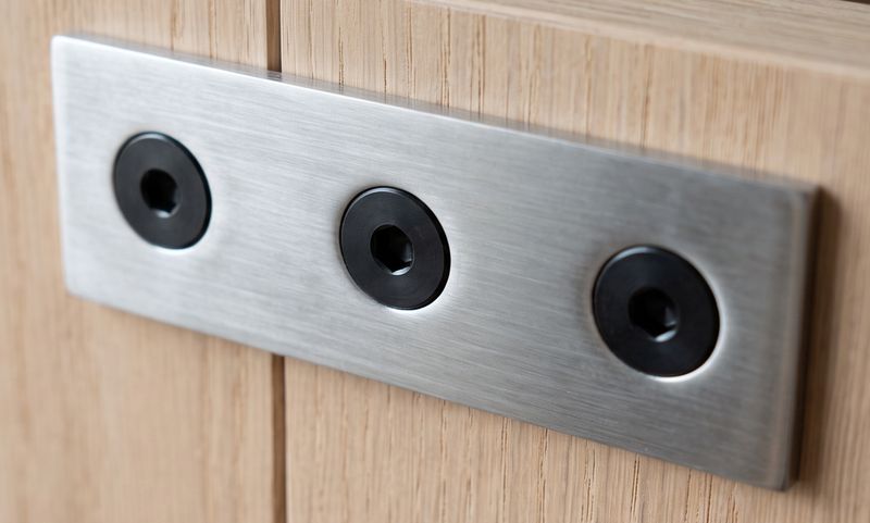 Flat-pack furniture and cabinetry assembly
